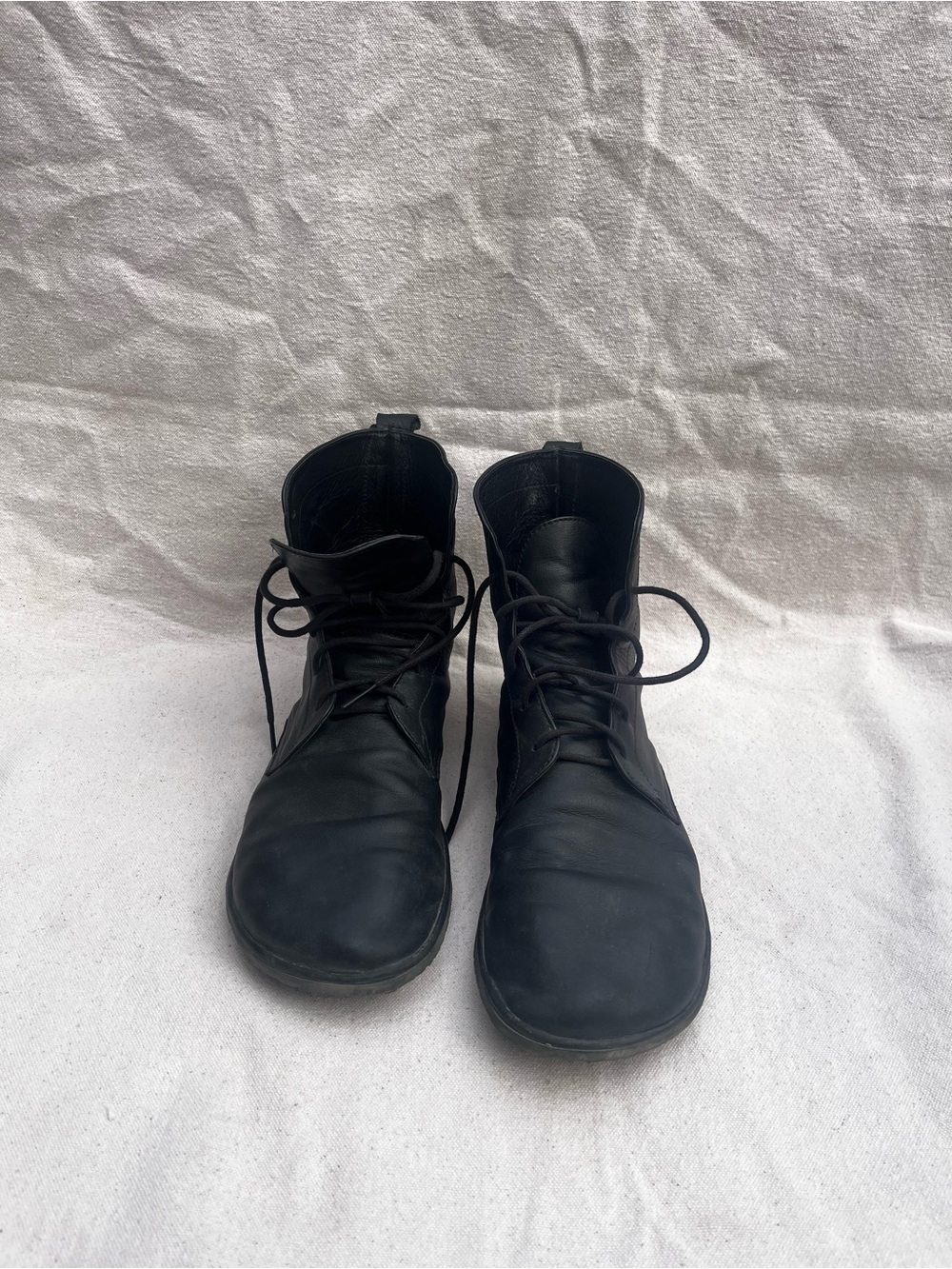 Womans Black Lace-Up Leather Boots